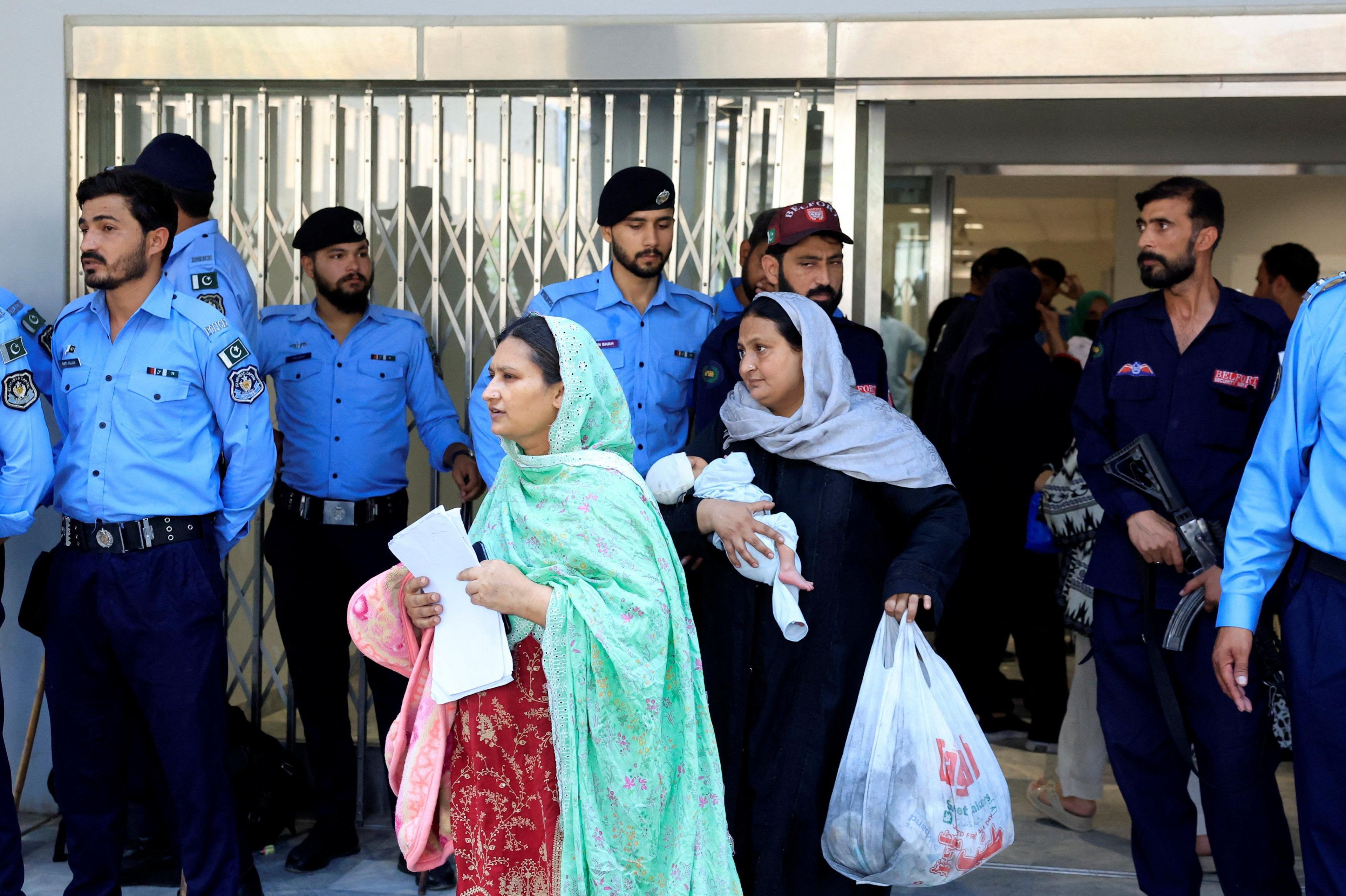 14 Babies Killed in Islamabad Hospital Fire, Witnesses Say Maternity Ward Door Was Locked
