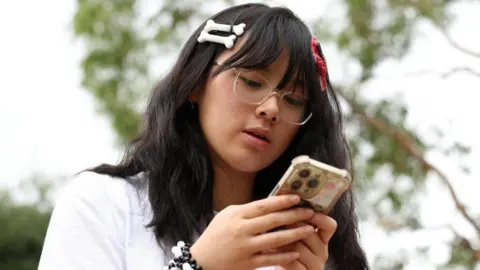 Australia's eSafety Regulator Calls for Stronger Enforcement of Social Media Age Ban