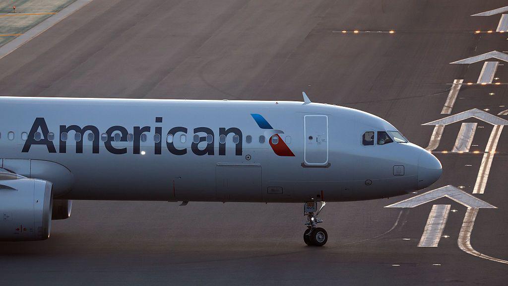 Laptop Fire on American Airlines Flight Leaves Passenger with Medical Treatment
