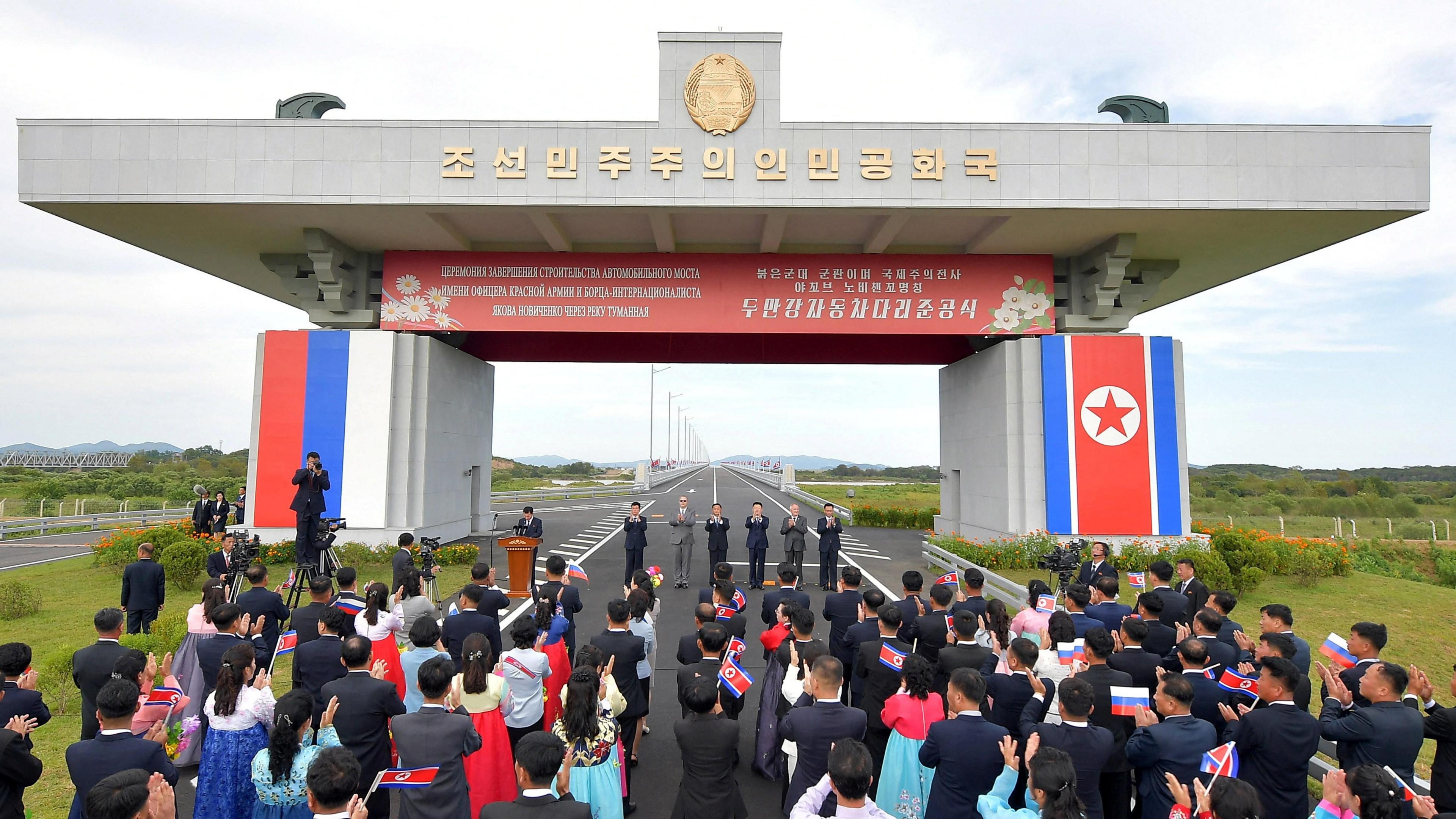 North Korea and Russia Open First Road Bridge, Potentially Linking Military Logistics to Ukraine War