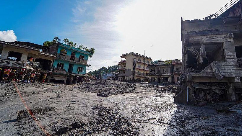 N. Nepal Cracks Down on Online Abuse Directed at Flood Survivors