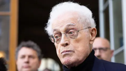 Tributes Pour In After the Death of Former French Prime Minister Lionel Jospin at 88