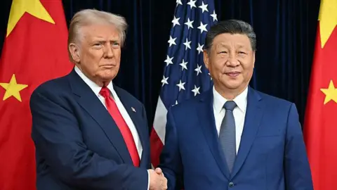 Trump Delays China Visit Amid Ongoing Iran War