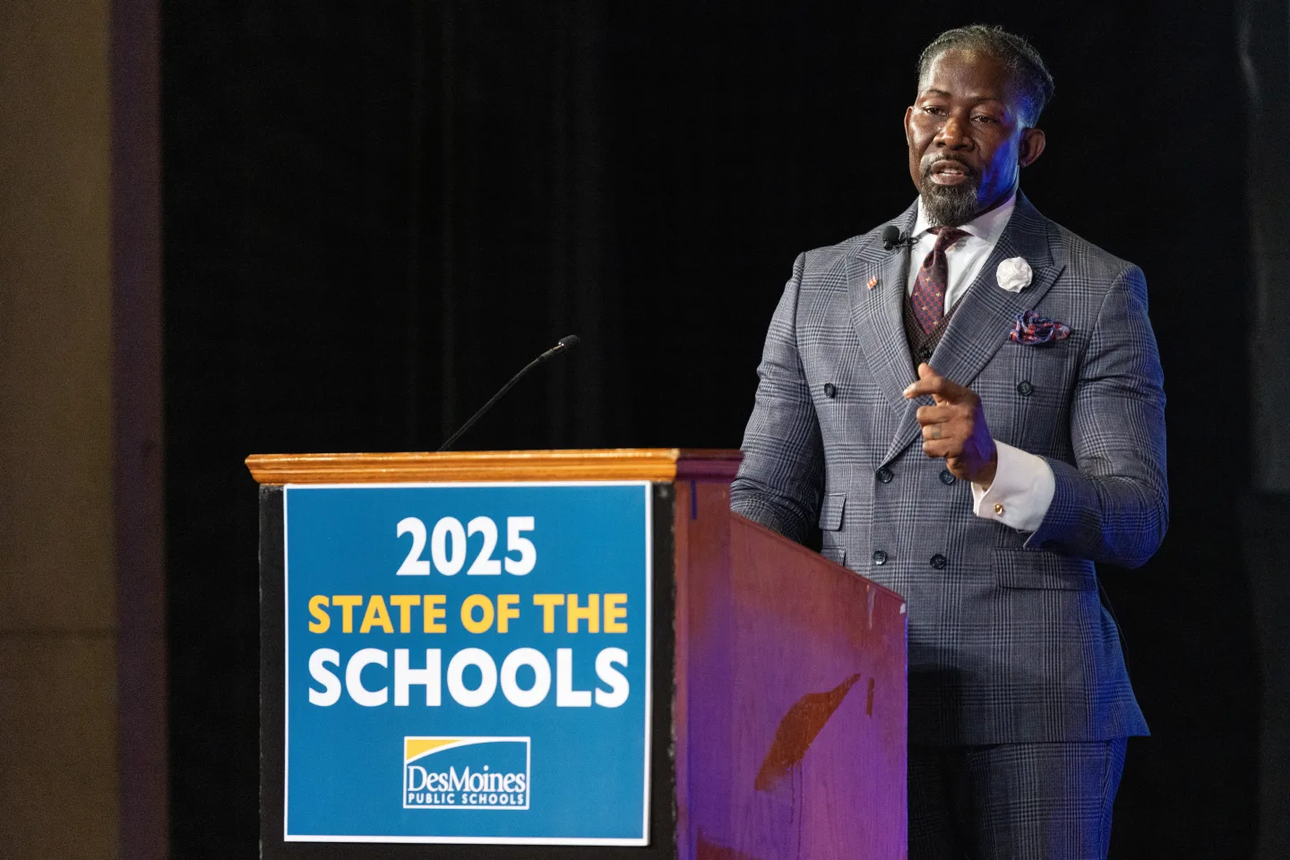 Former Des Moines Superintendent Indicted on Immigration and Firearm Charges