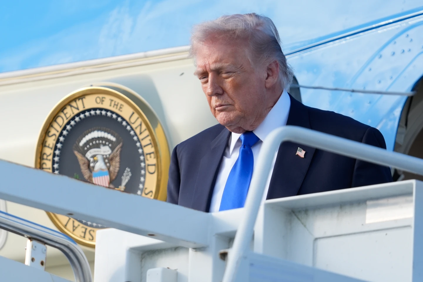 Trump's Historic Attendance at White House Correspondents' Dinner Sparks Press Debate