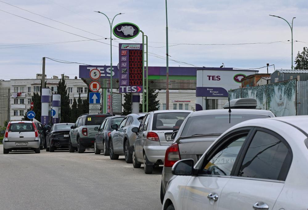 Sevastopol Rails Without Power After Ukrainian Drone Strike