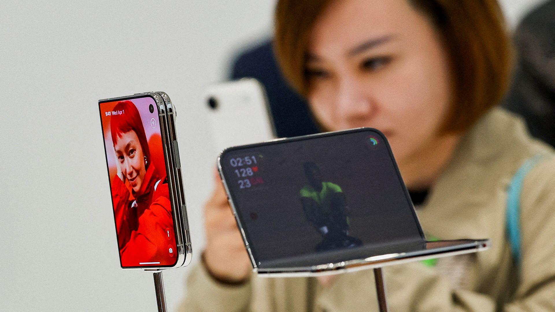 Apple's New Boss Launches a £1,999 Foldable iPhone