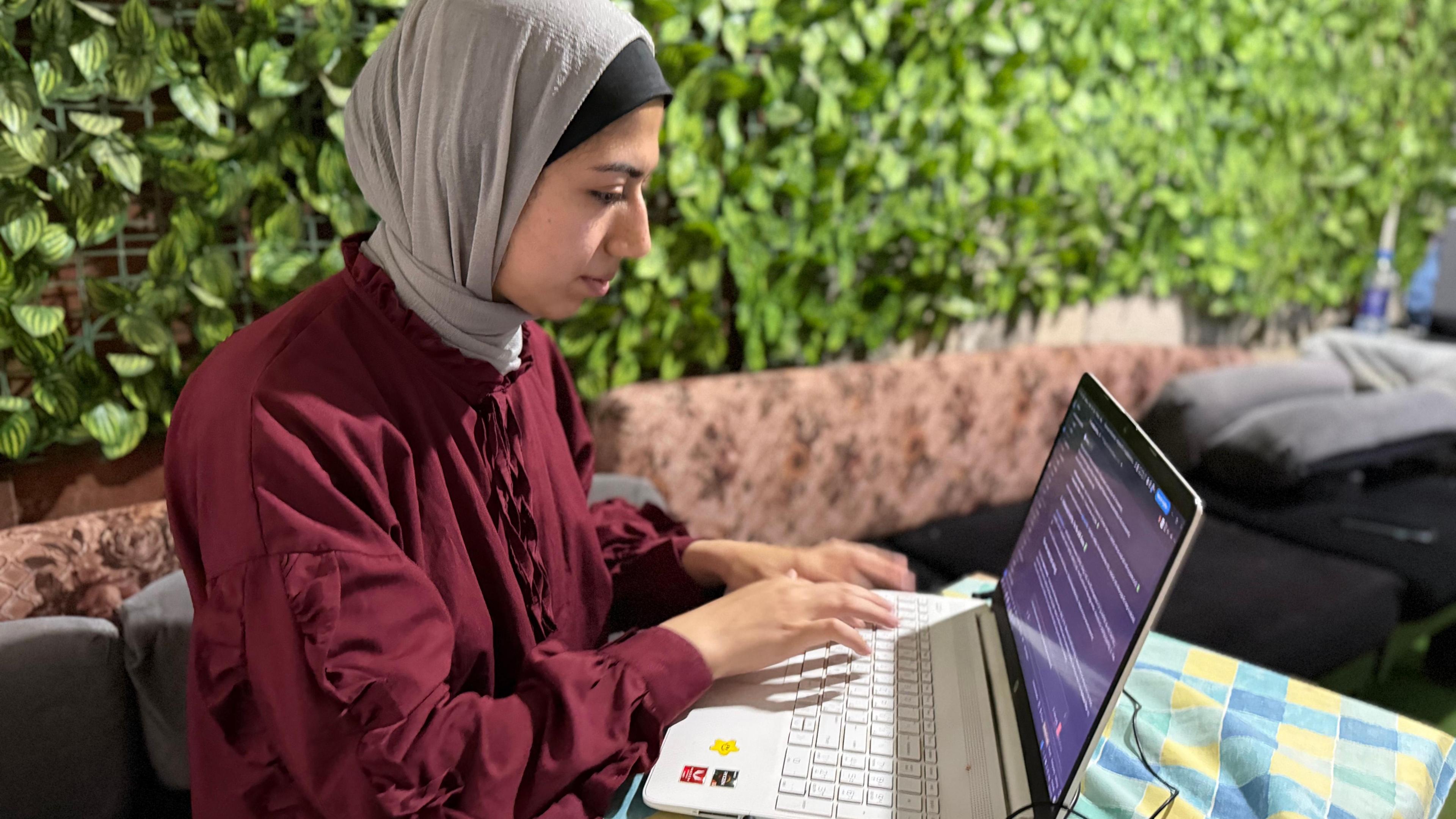Digital Lifeline – Gaza Tech Workers Spark Hope Amid Conflict