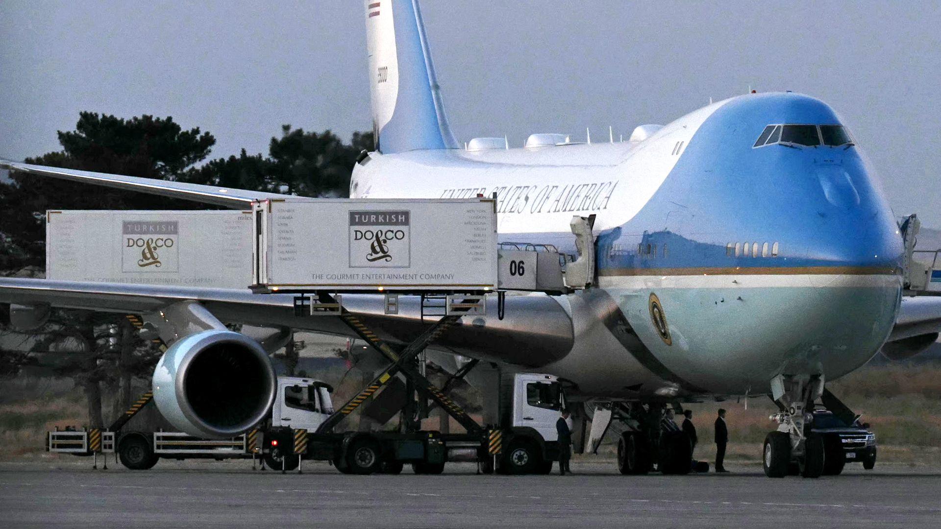 Trump Surprises with Secret Plane Switch at Ankara Summit