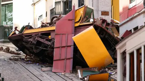 Fatal Lisbon Funicular Crash Caused by Snapped Cable, Investigators Confirm