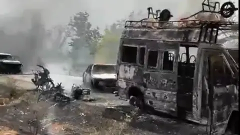 Mali Jihadists Ignite Vehicle Burnings as Fuel Blockade Targets Eid Holiday