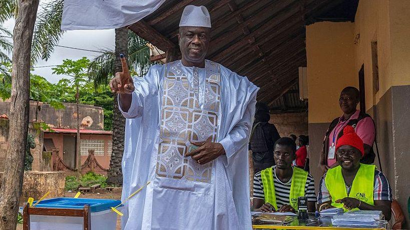 Guinea‑Bissau Approves Constitution that Sacks Presidential Power and Kindles Democratic Fears
