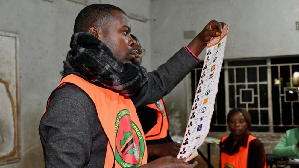 Zambia Suspends Vote Counting After Alleged Attacks on Polling Staff
