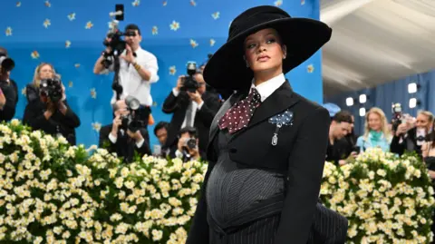Rihanna Welcomes First Daughter with A$AP Rocky