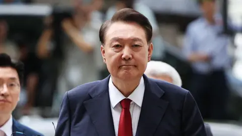 Prosecutors Demand Death Penalty for Former South Korean President Yoon Suk Yeol