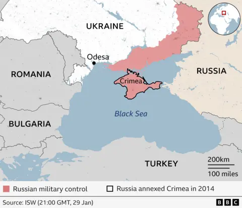 Navigating Danger: The Brave Ukrainian Divers Defusing Undersea Mines